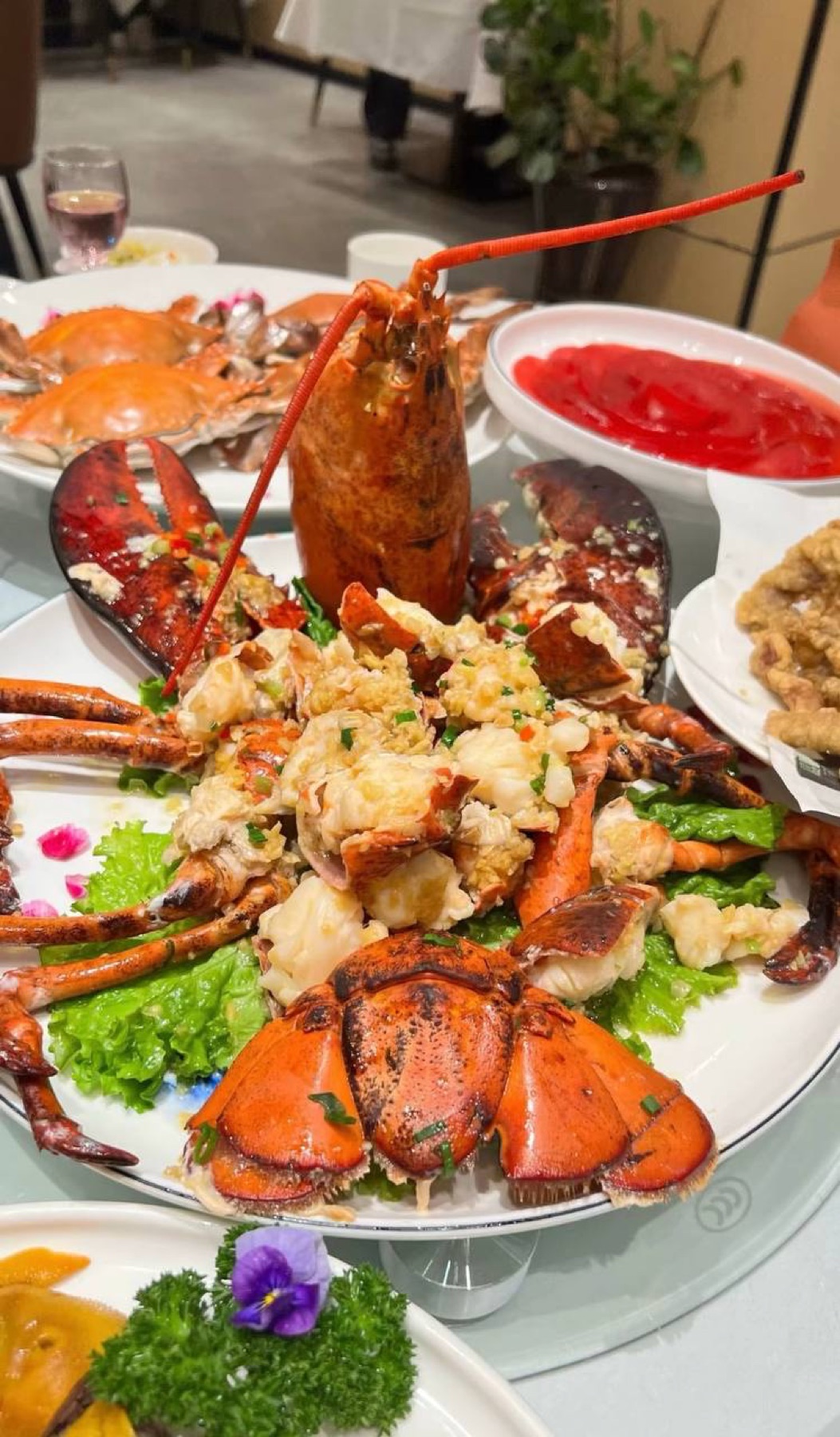 龙源厅酒店特色餐饮龙虾菜品